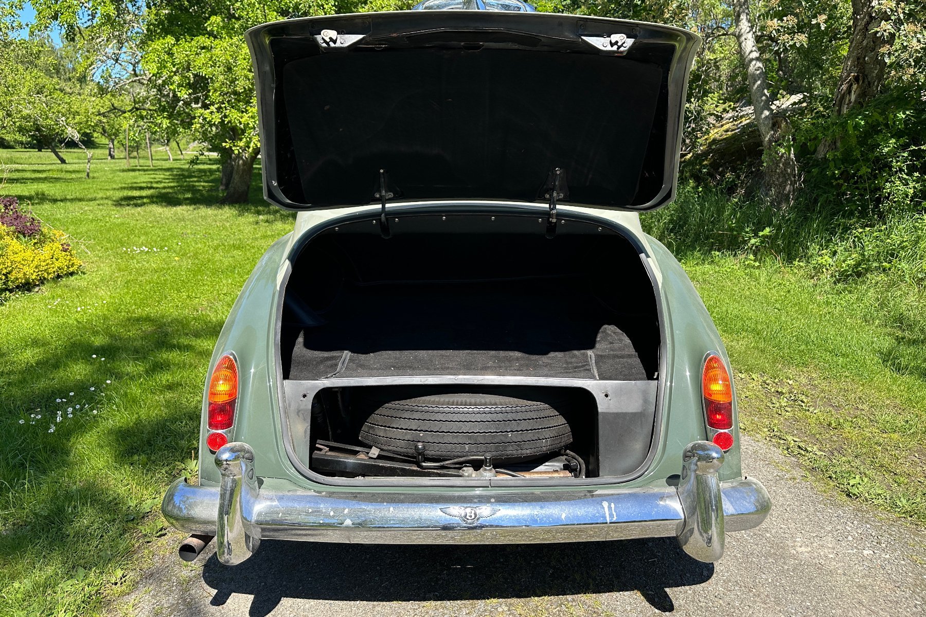 Vehicle Image 31