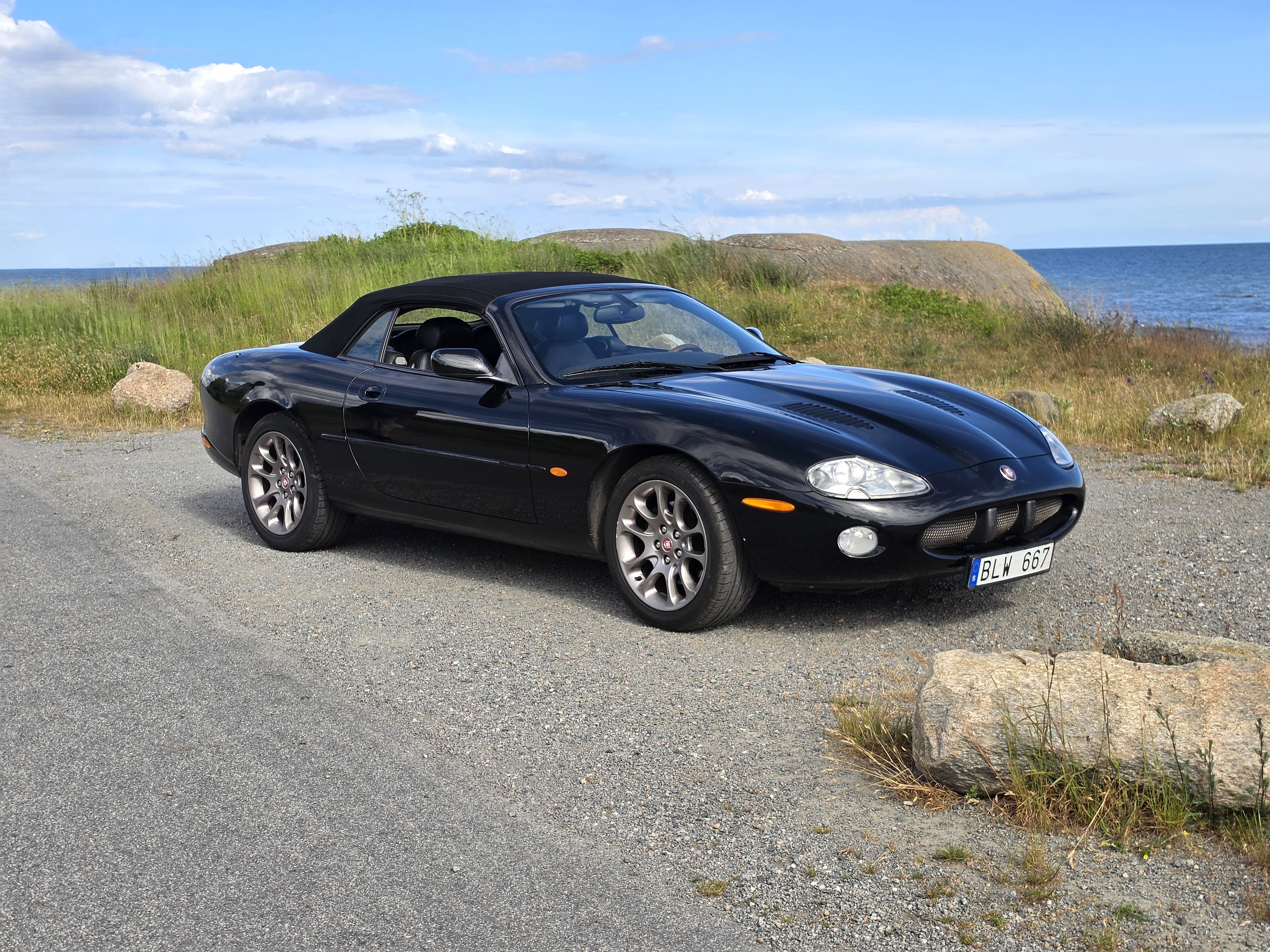 Vehicle Image 23