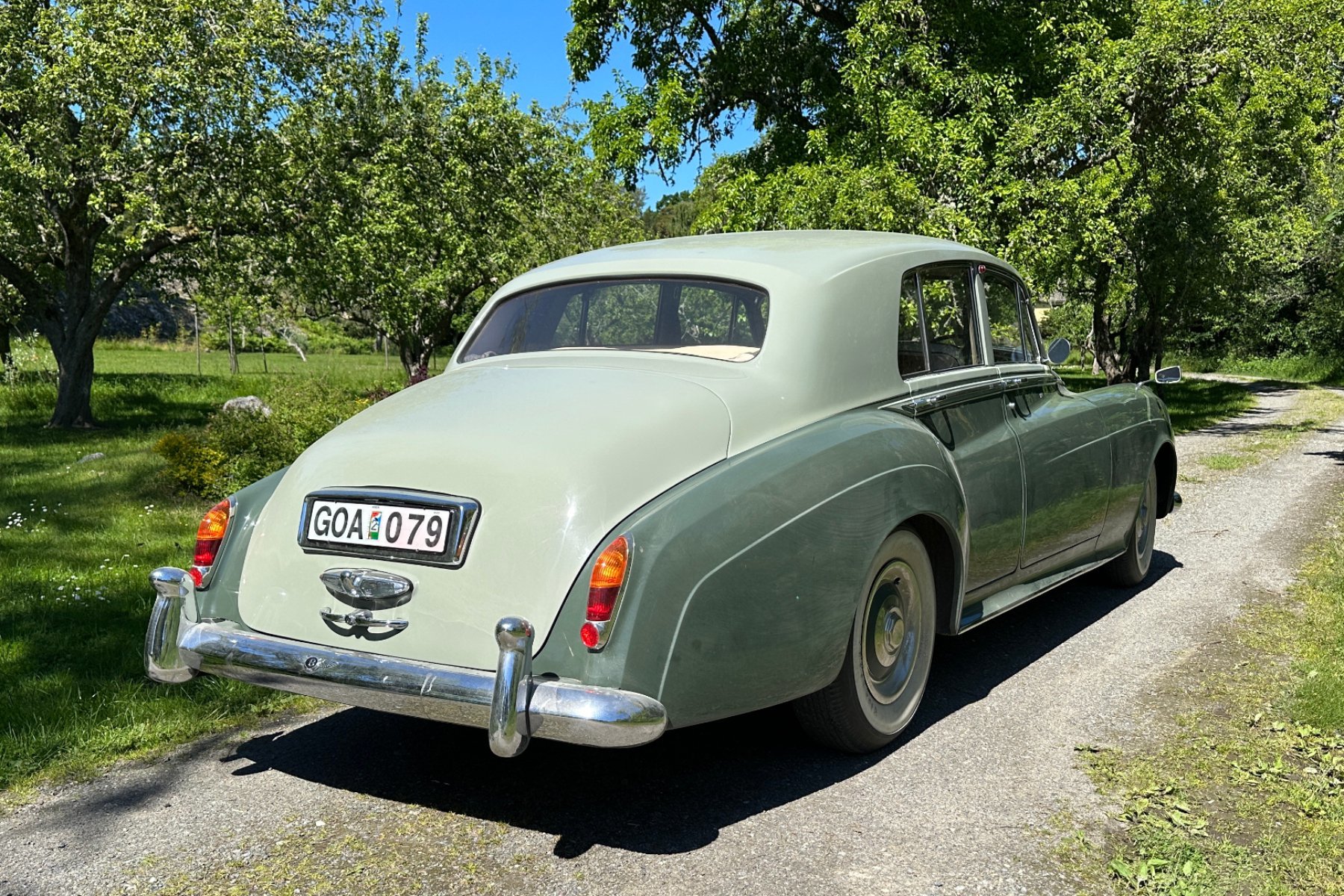 Vehicle Image 36