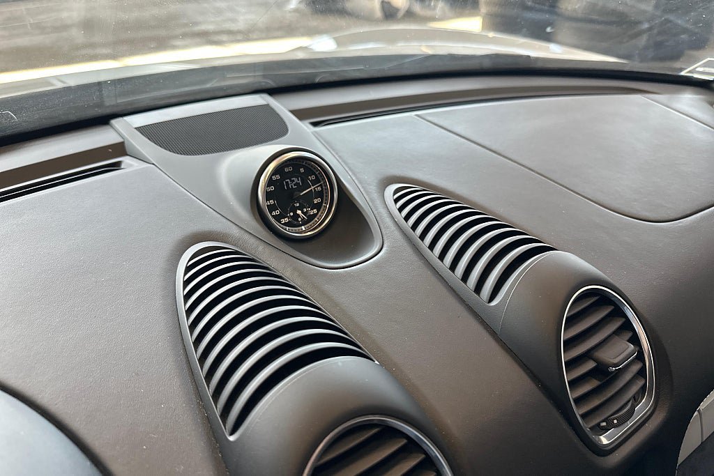 Vehicle Image 24