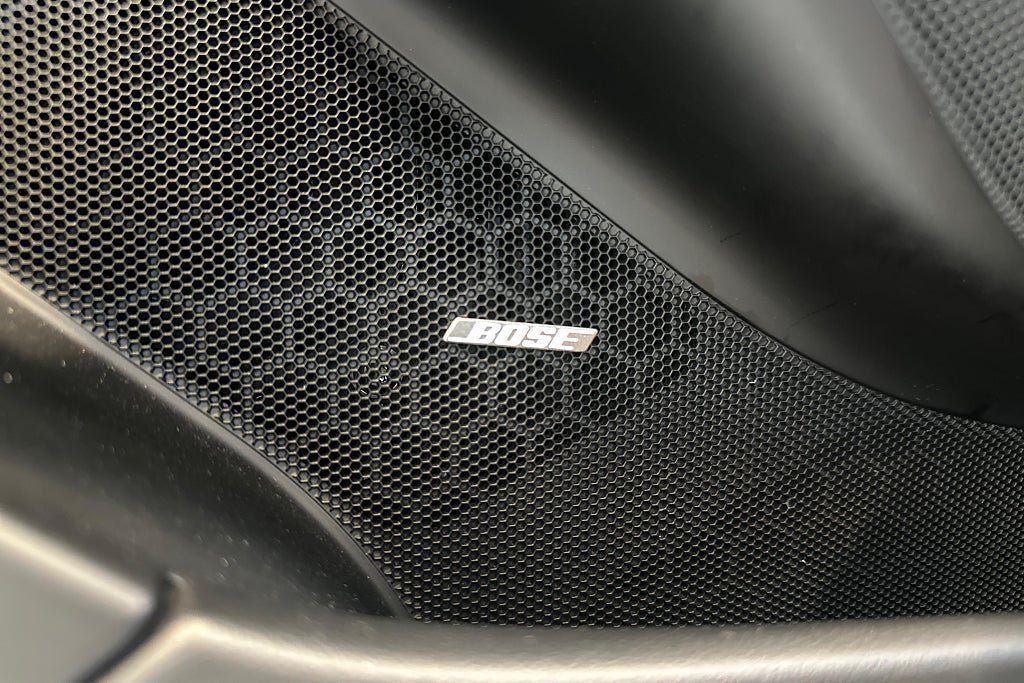 Vehicle Image 27
