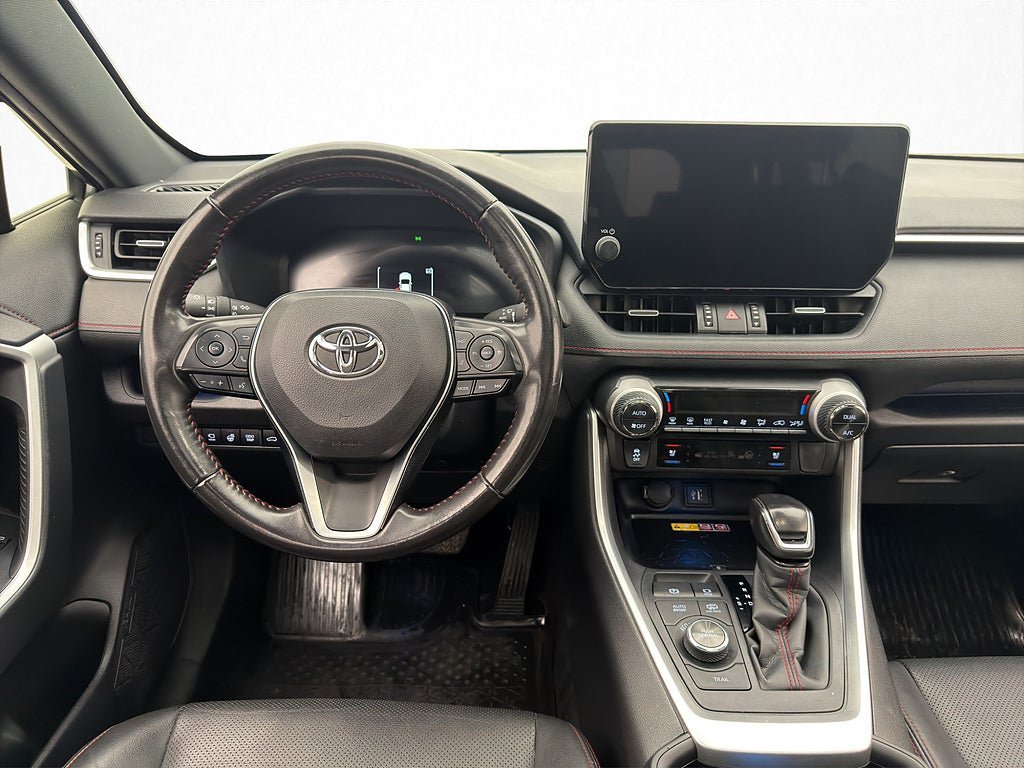 Vehicle Image 11