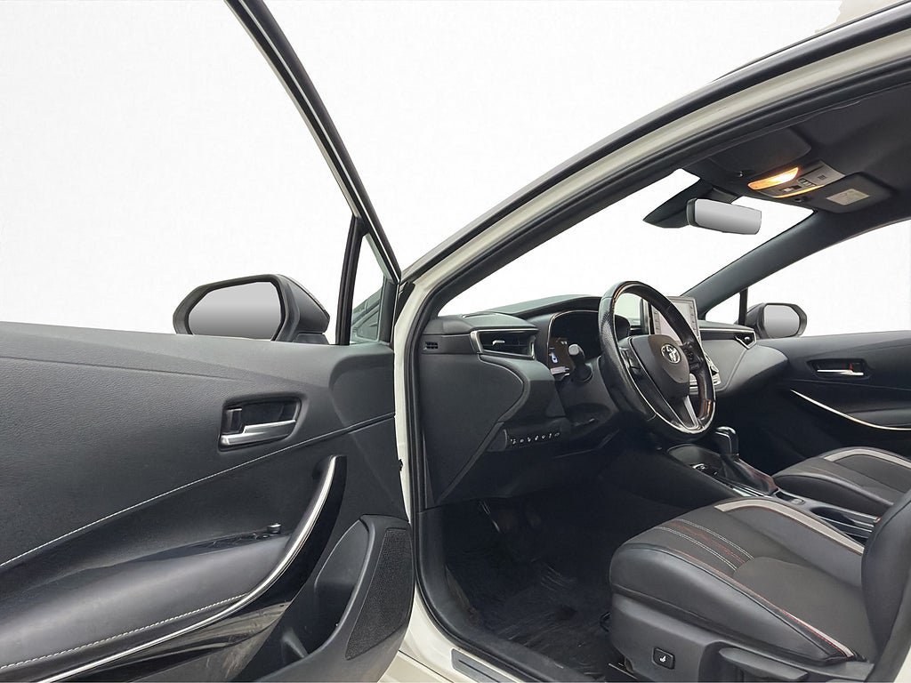 Vehicle Image 11
