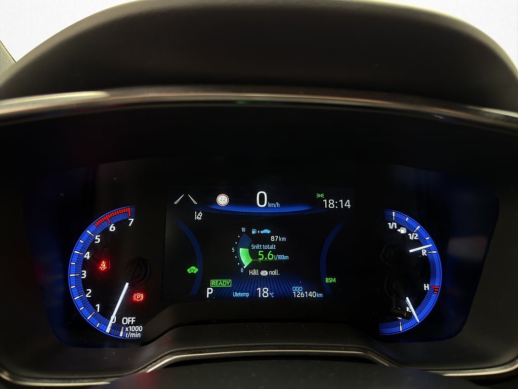 Vehicle Image 18