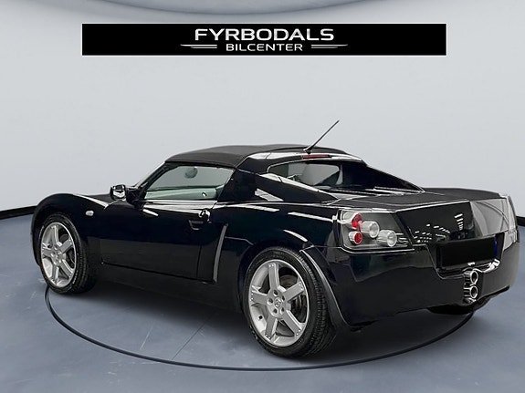 Vehicle Image 15