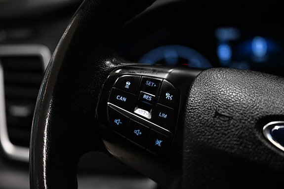 Vehicle Image 29