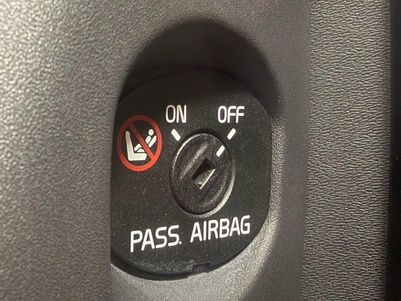 Vehicle Image 22