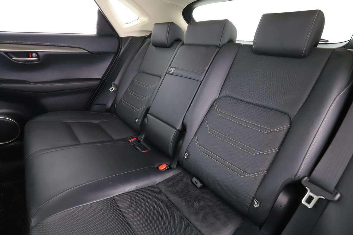 Vehicle Image 15