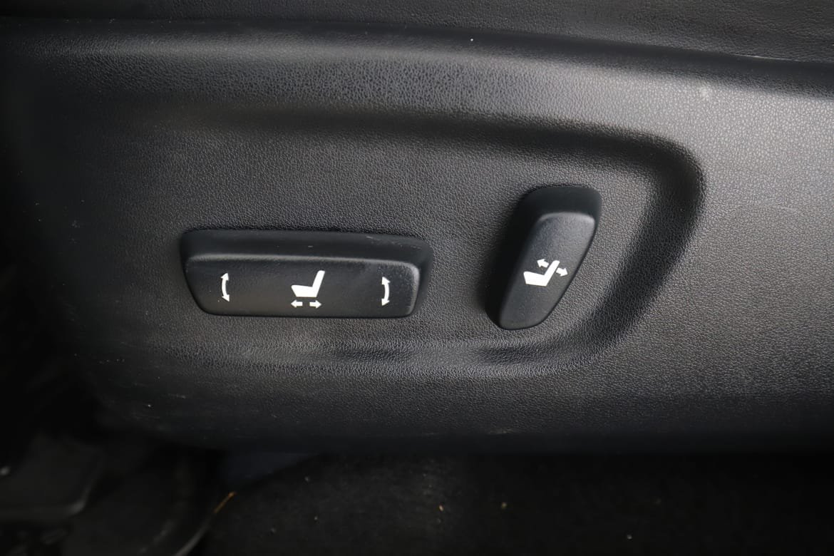 Vehicle Image 36
