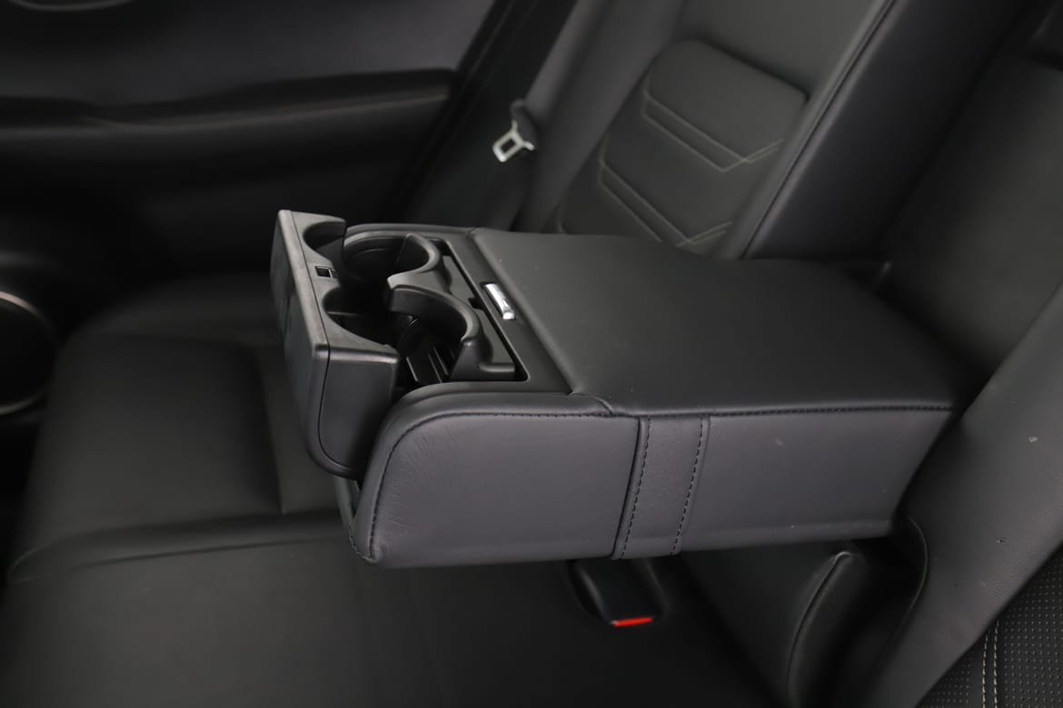 Vehicle Image 37