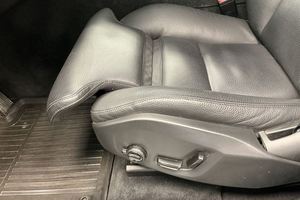 Vehicle Image 22