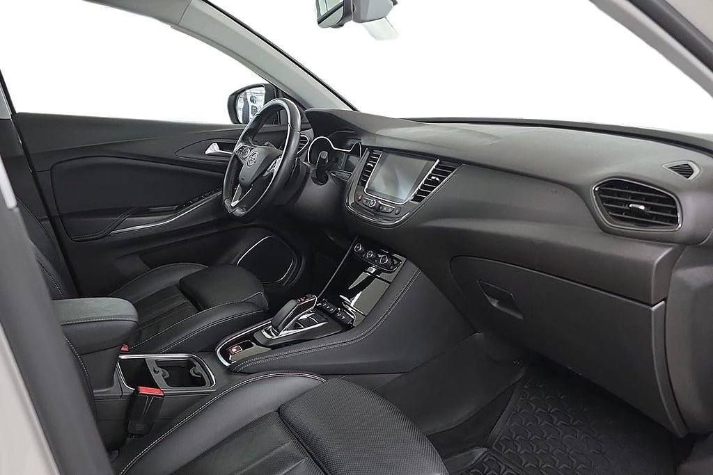 Vehicle Image 19