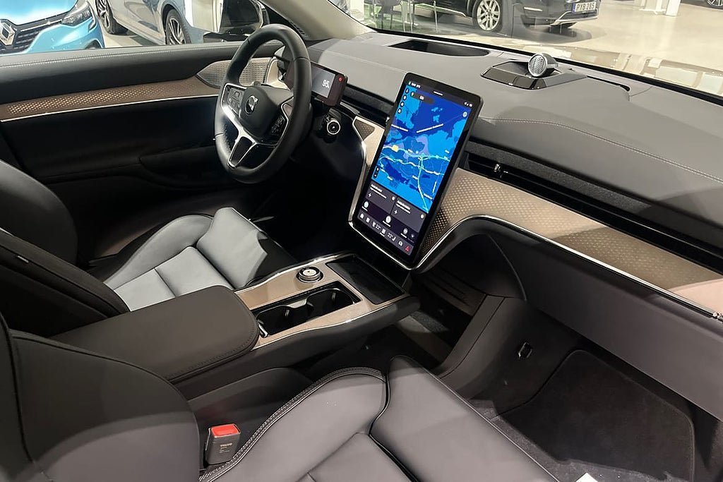 Vehicle Image 14