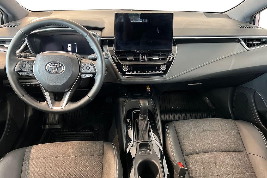 Vehicle Image 10