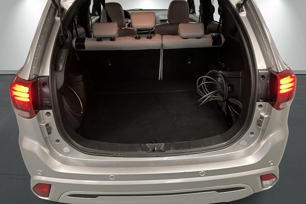 Vehicle Image 17