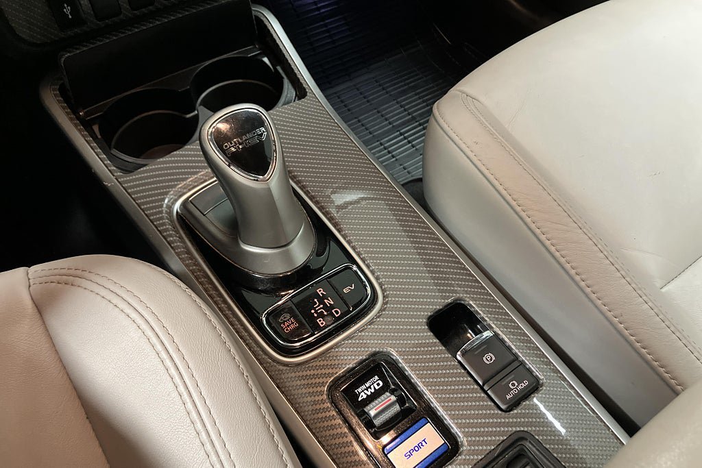 Vehicle Image 23