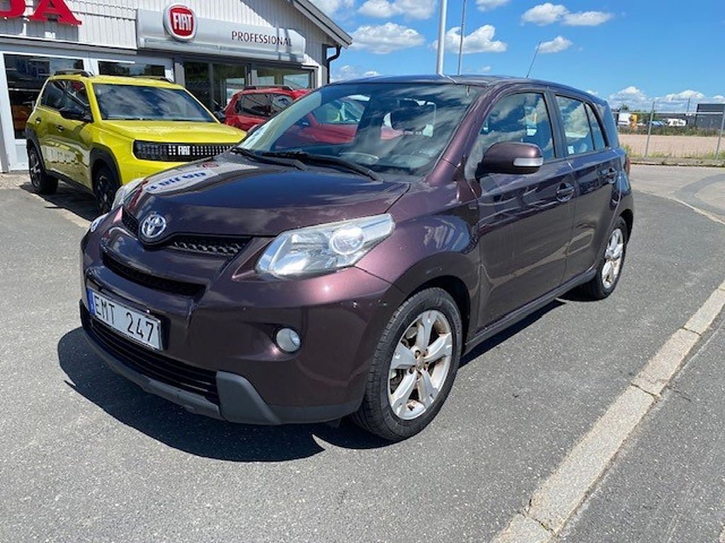 Vehicle Image 1