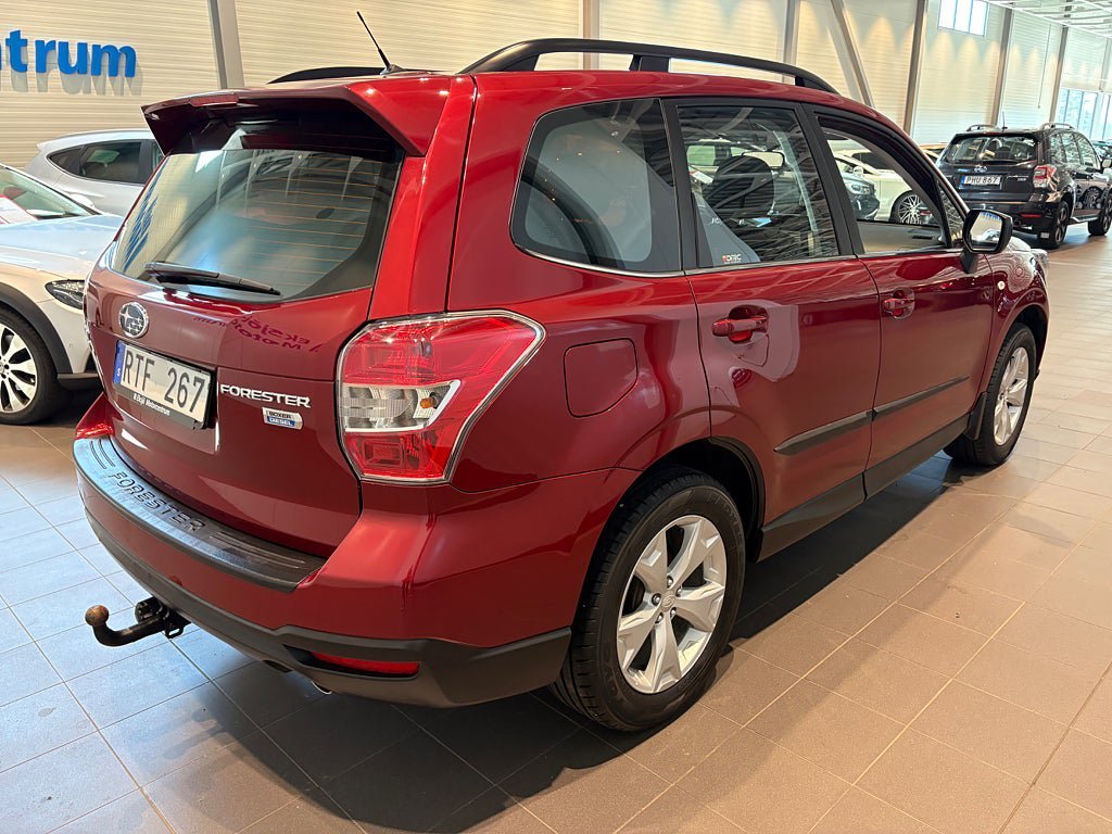 Vehicle Image 8