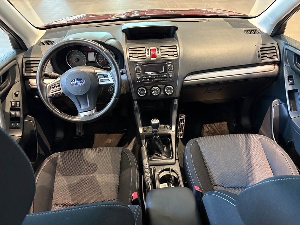 Vehicle Image 12