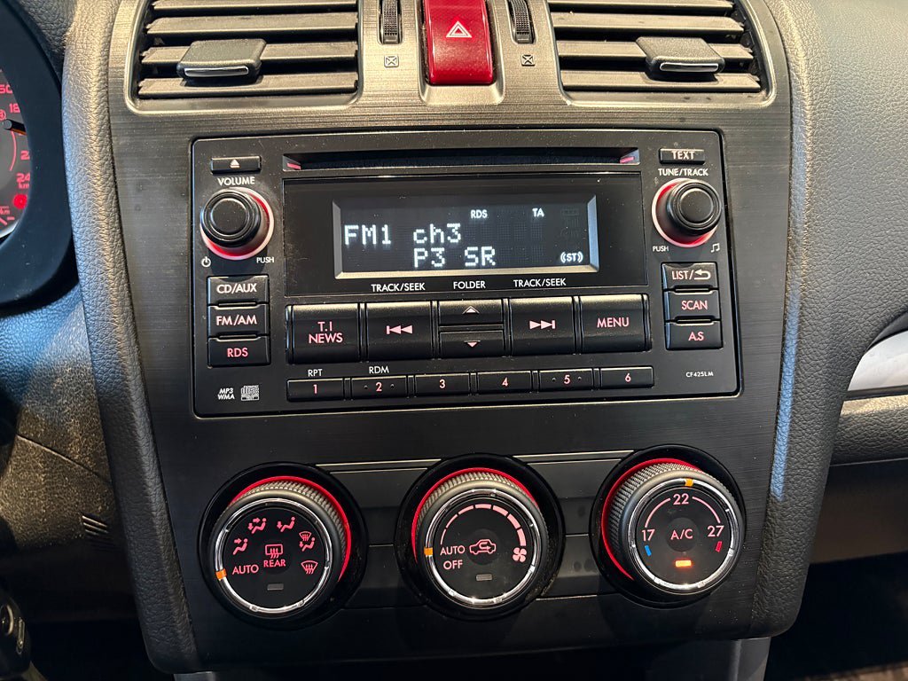 Vehicle Image 14