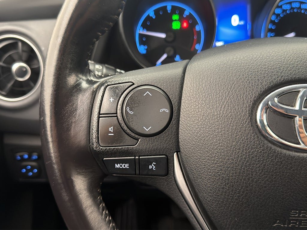 Vehicle Image 14