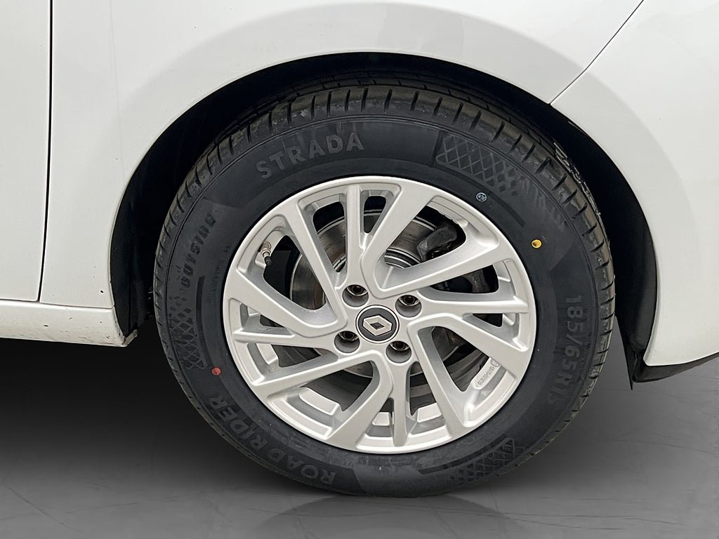 Vehicle Image 30