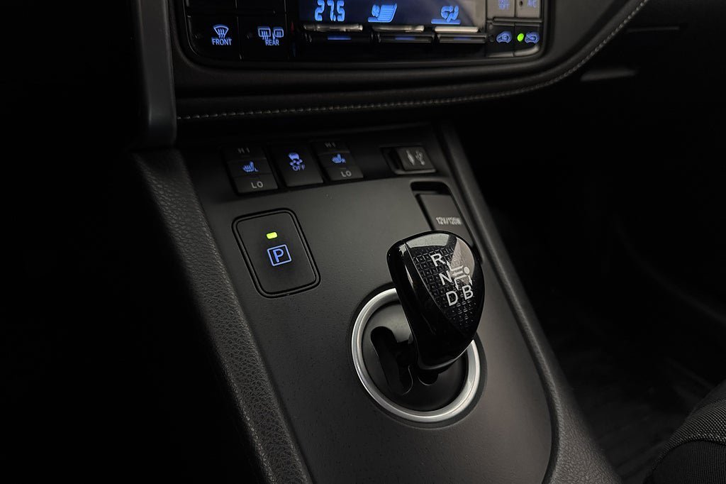 Vehicle Image 18