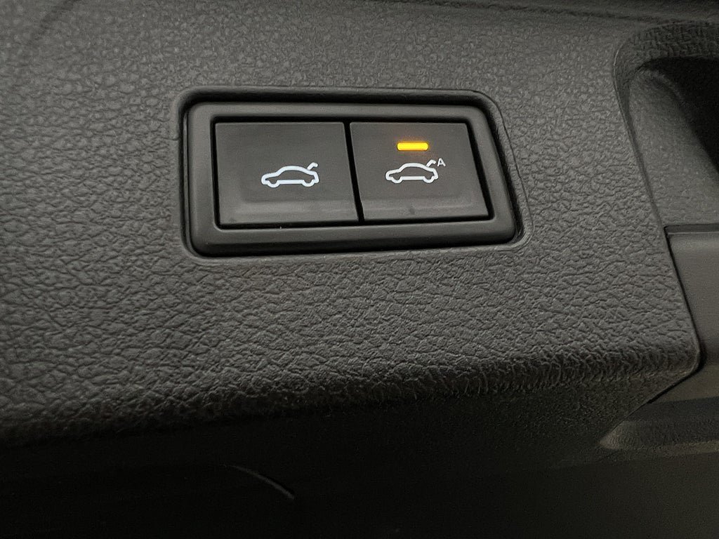 Vehicle Image 27