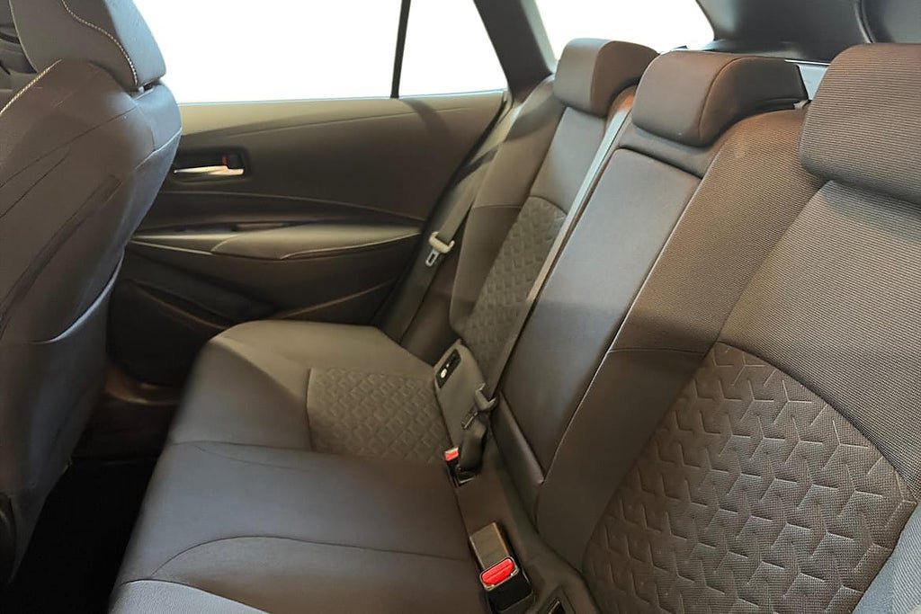 Vehicle Image 14