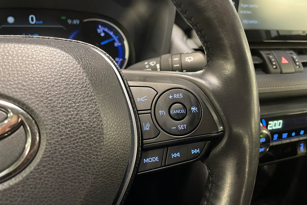 Vehicle Image 22