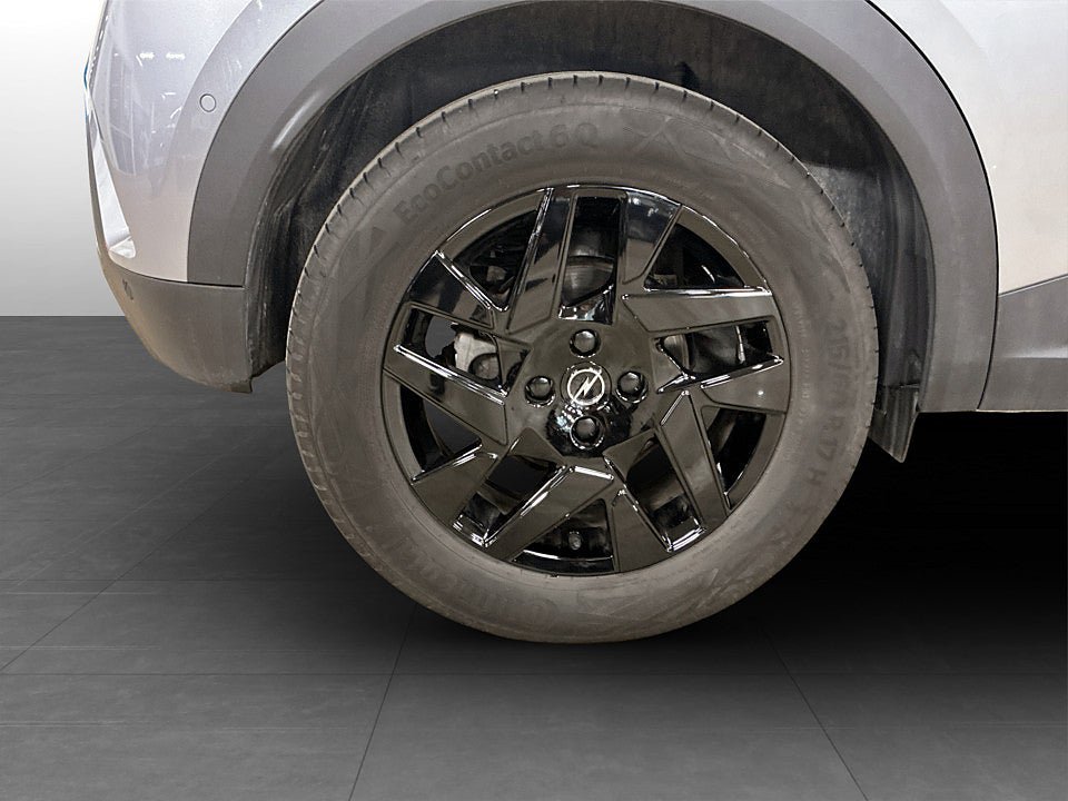Vehicle Image 18