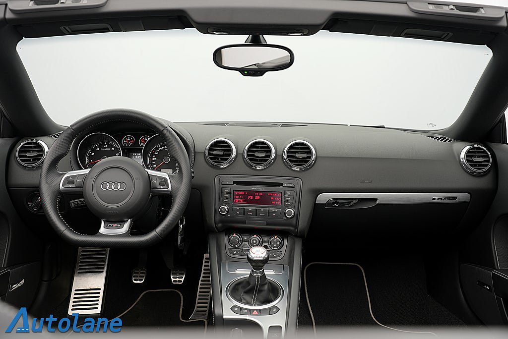 Vehicle Image 26