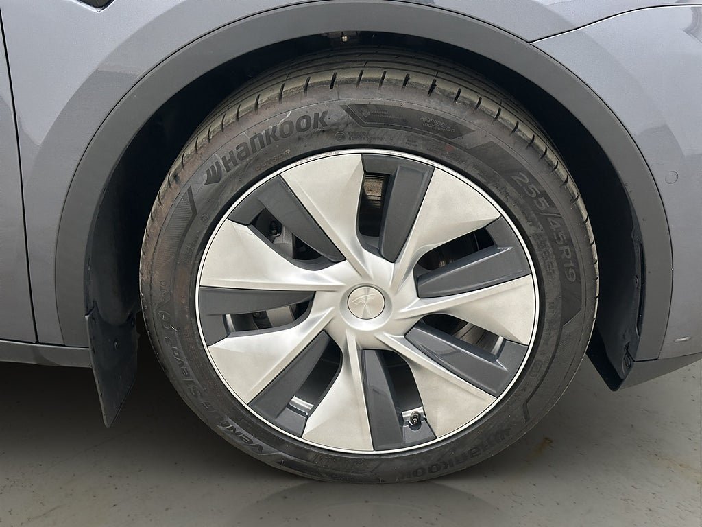 Vehicle Image 28