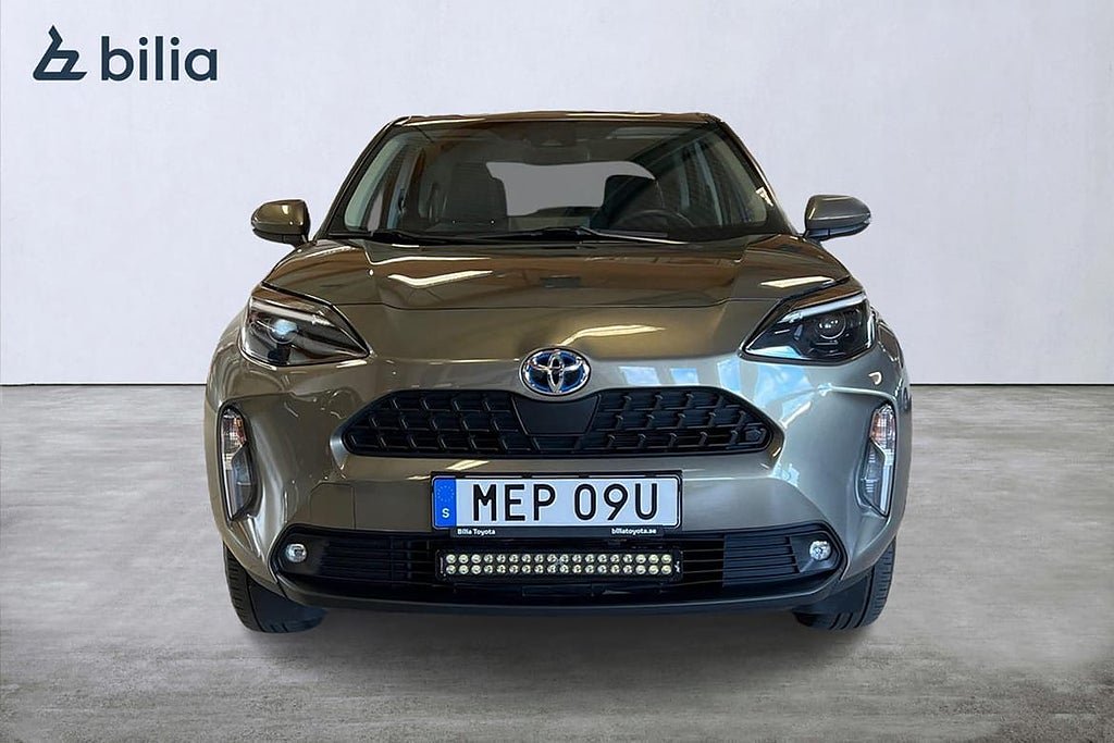 Vehicle Image 6