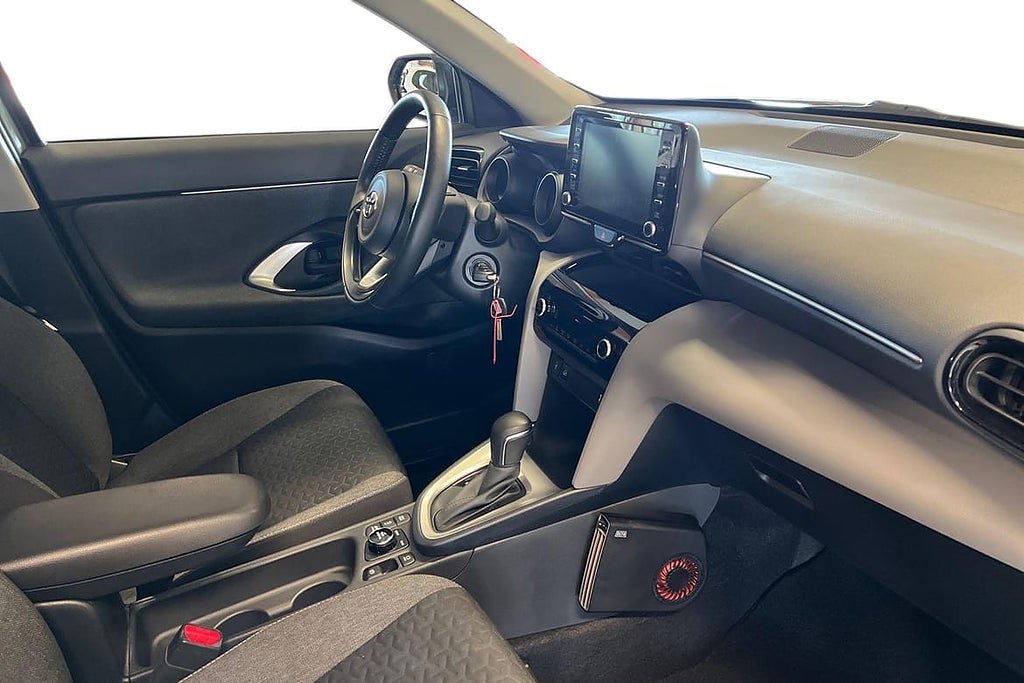 Vehicle Image 7