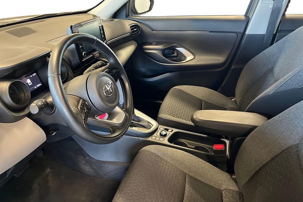 Vehicle Image 14