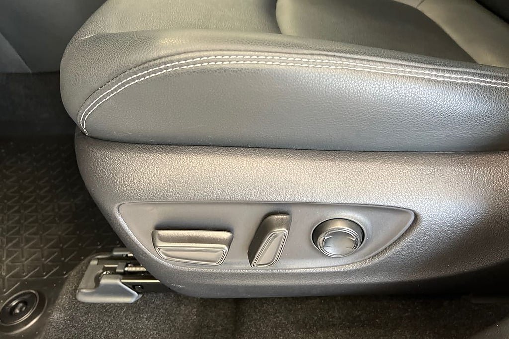Vehicle Image 20