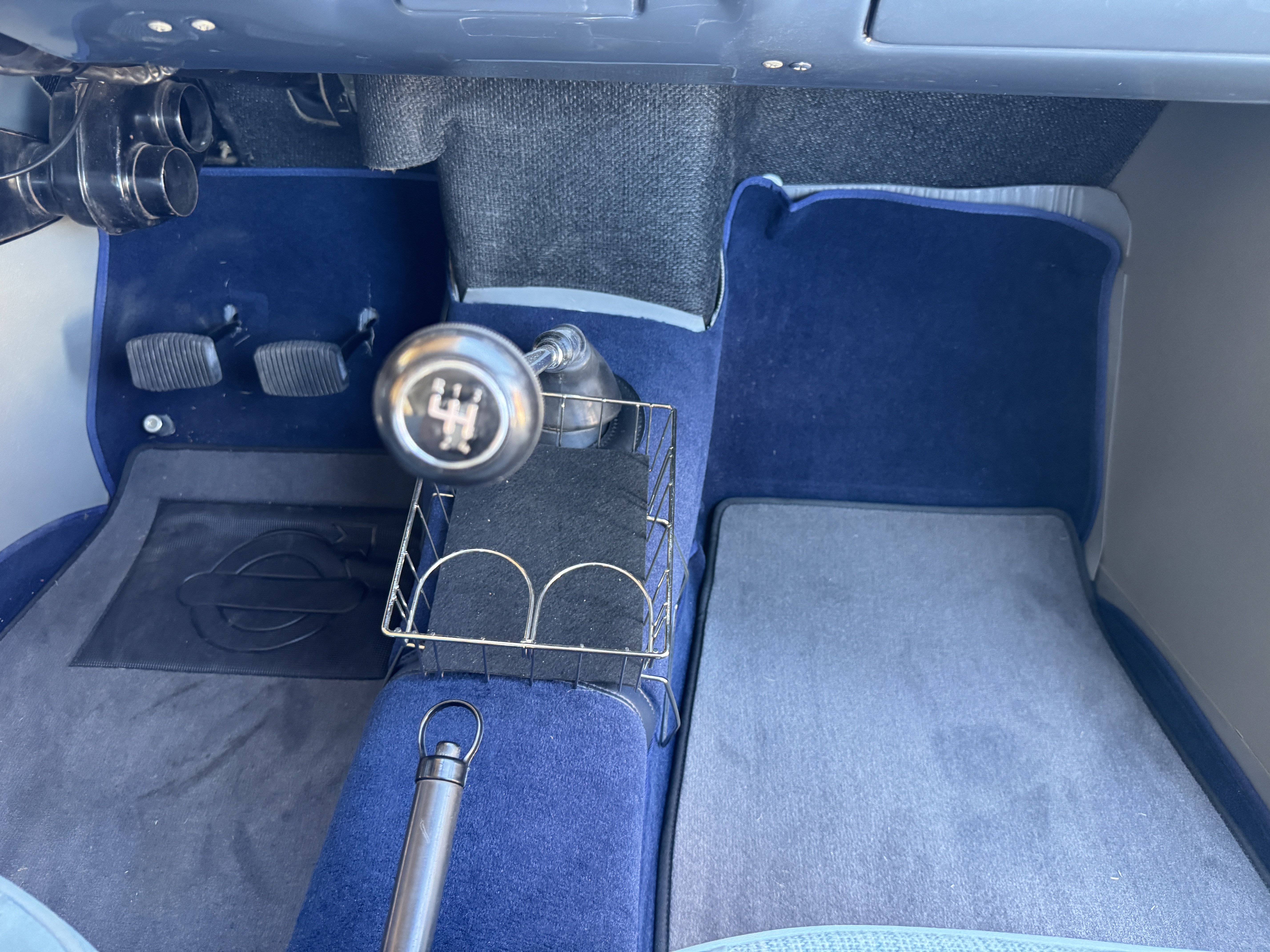 Vehicle Image 52
