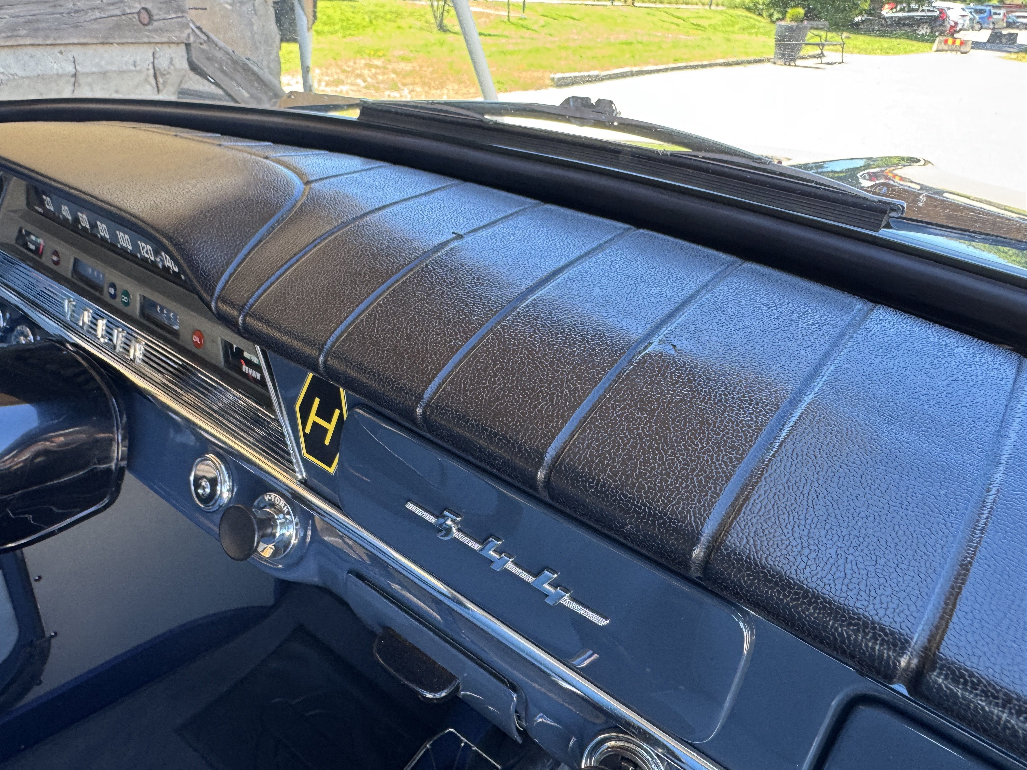 Vehicle Image 53
