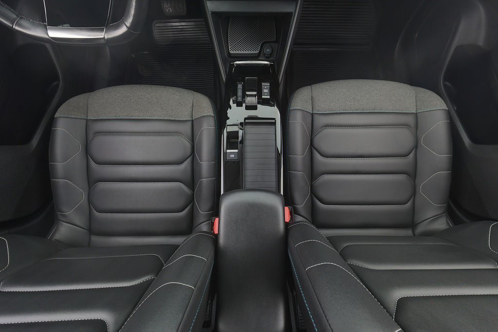 Vehicle Image 15