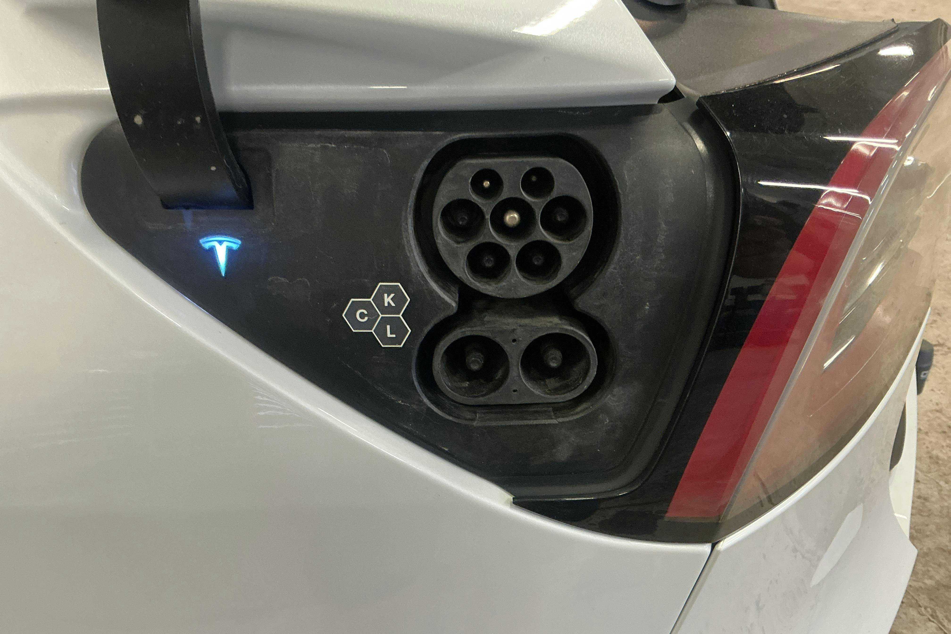 Vehicle Image 19