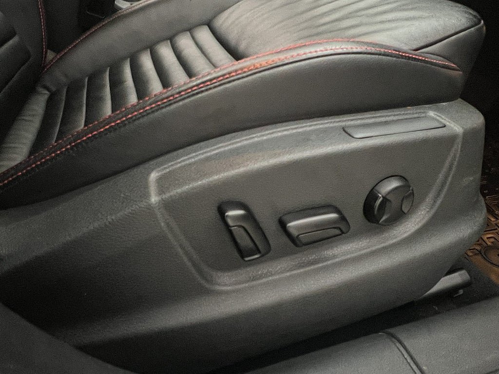 Vehicle Image 31