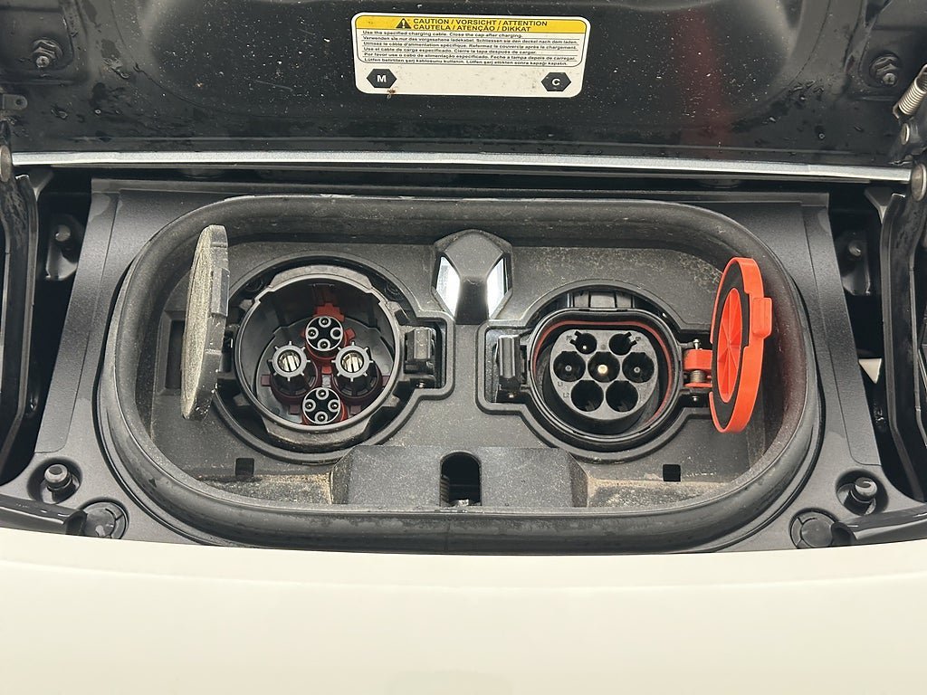Vehicle Image 26