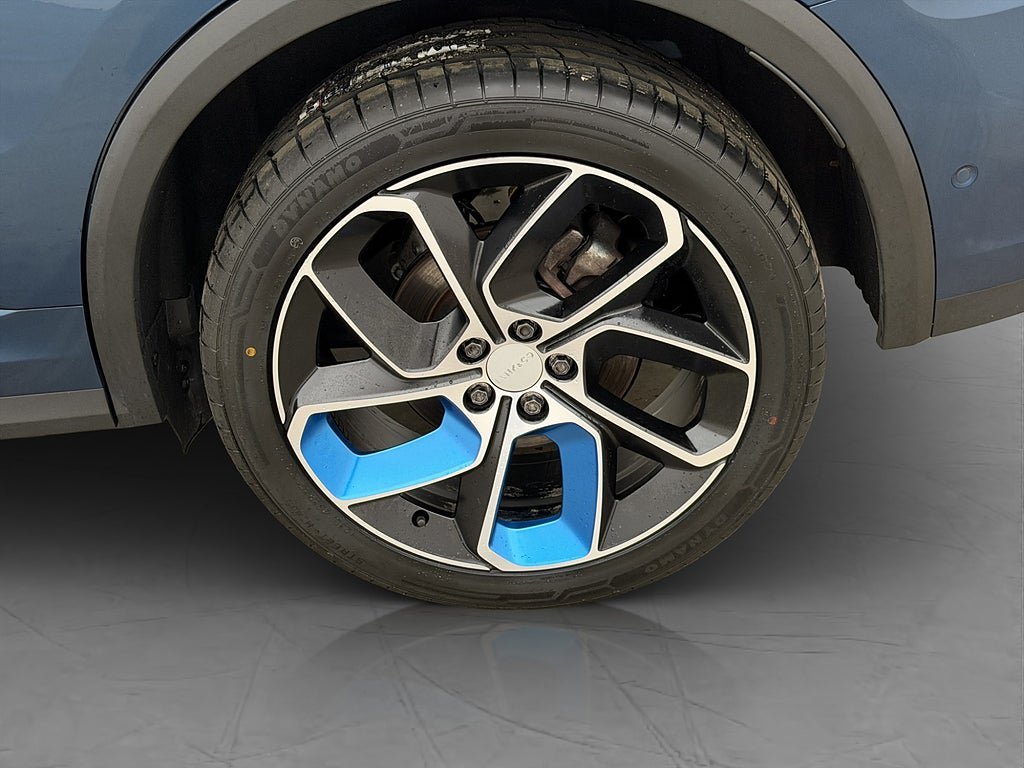 Vehicle Image 32