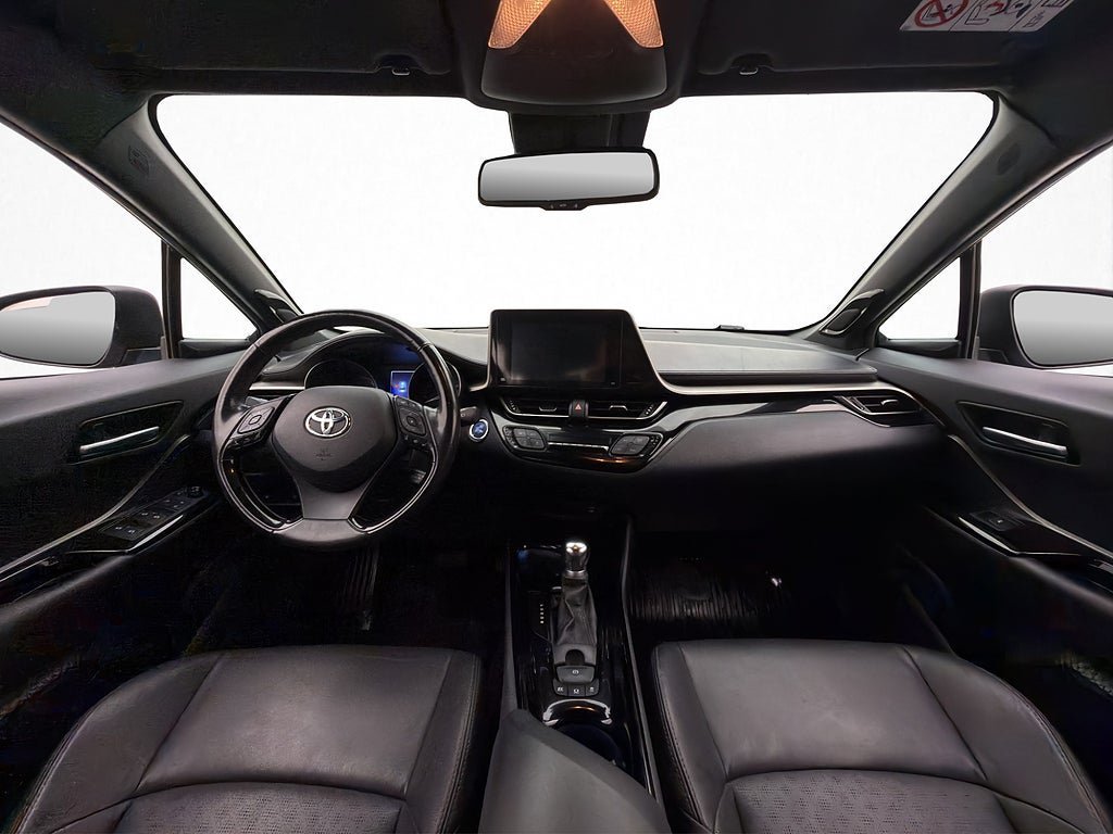 Vehicle Image 11