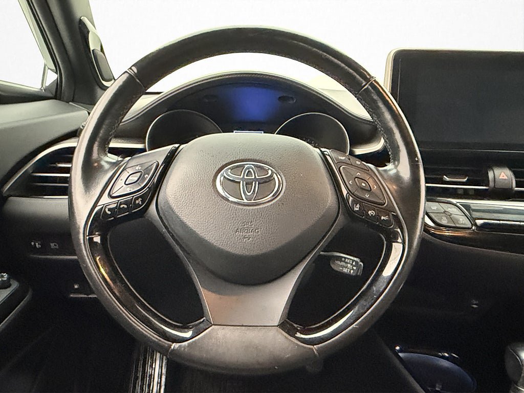 Vehicle Image 12