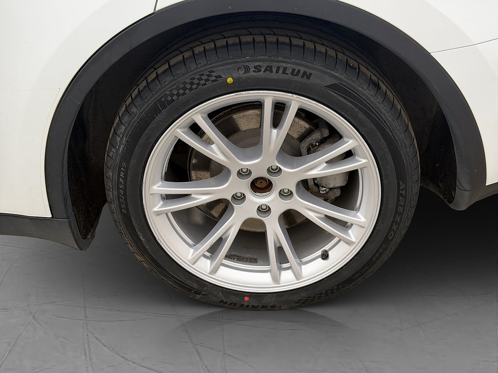 Vehicle Image 33
