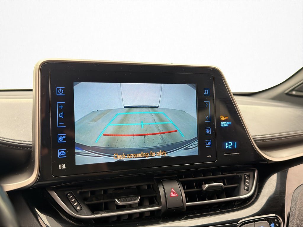 Vehicle Image 21