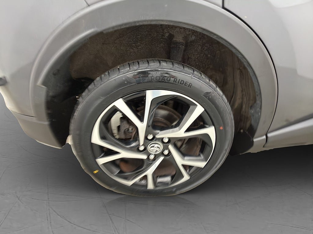 Vehicle Image 30
