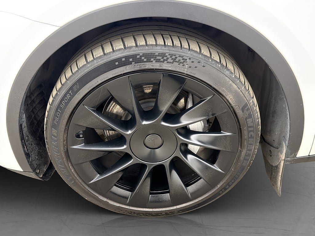 Vehicle Image 31